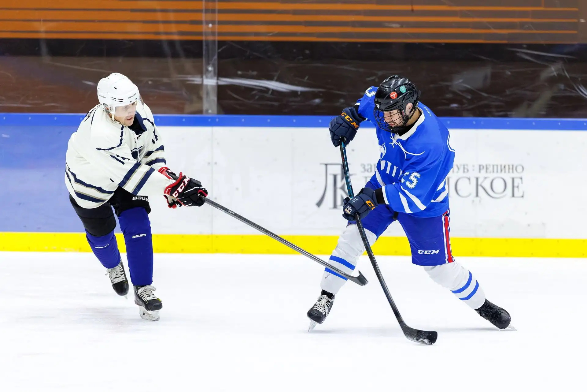 Фото матча 14